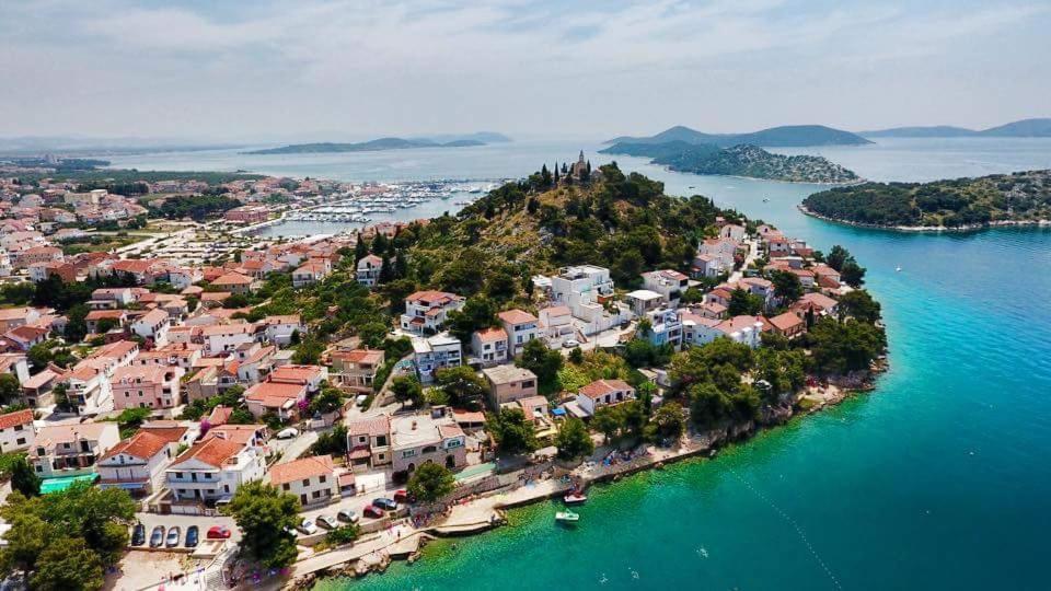 Boutique Vila Marijini Dvori Tribunj  Bagian luar foto