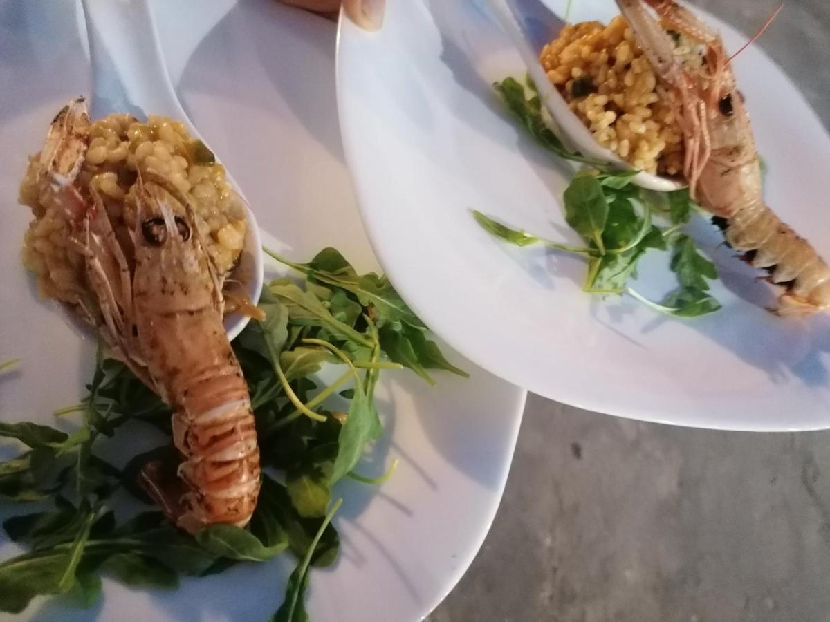 Boutique Vila Marijini Dvori Tribunj  Bagian luar foto