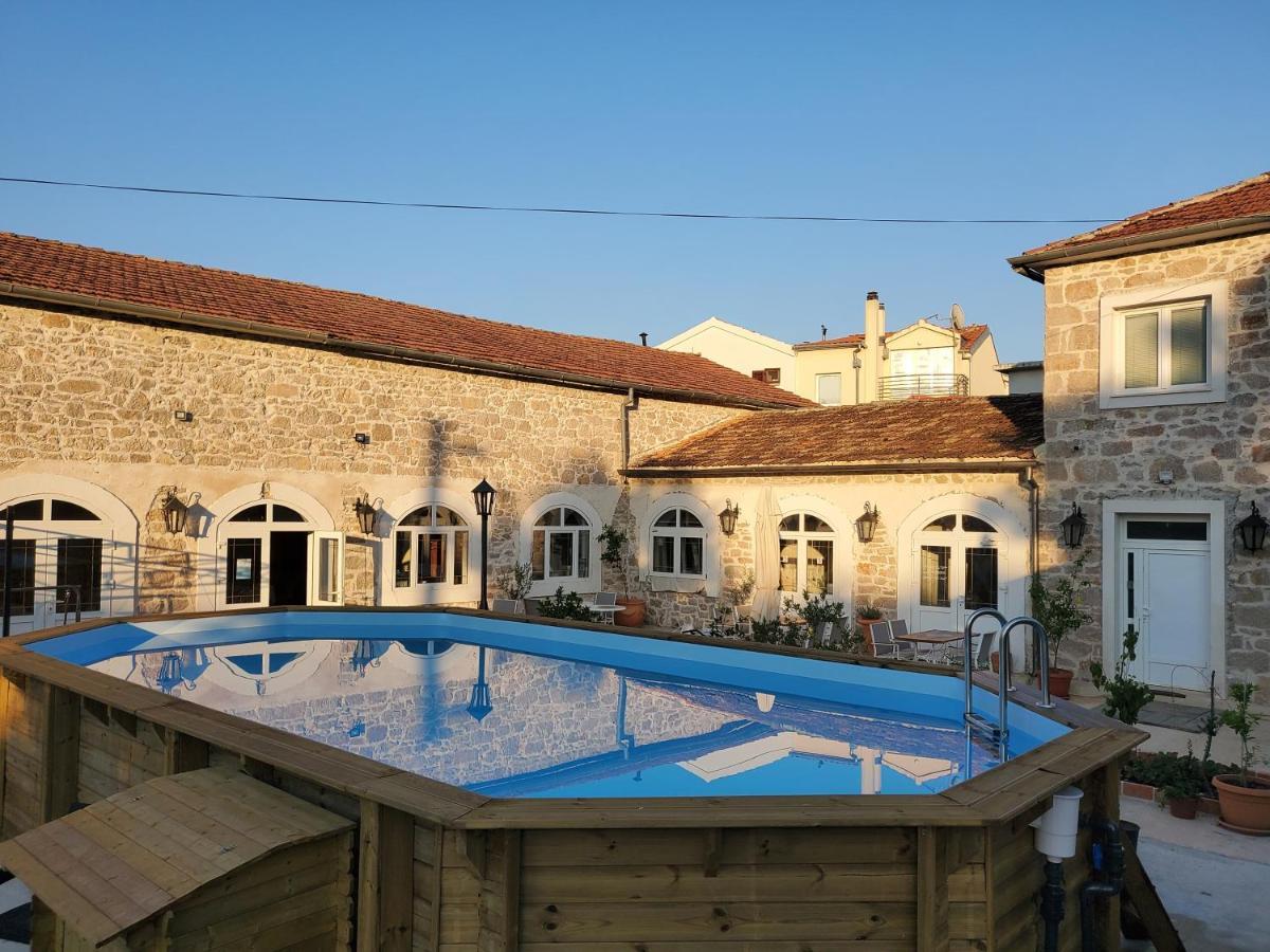 Boutique Vila Marijini Dvori Tribunj  Bagian luar foto
