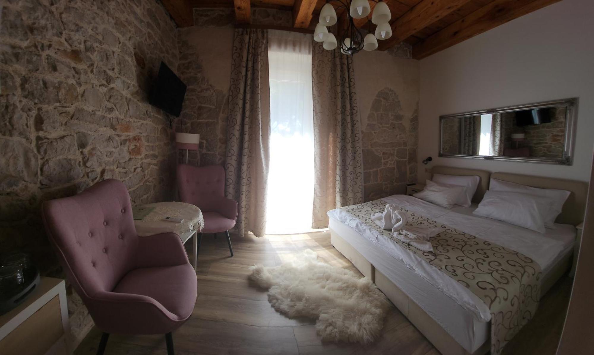 Boutique Vila Marijini Dvori Bed & Breakfast Tribunj  Ruang foto